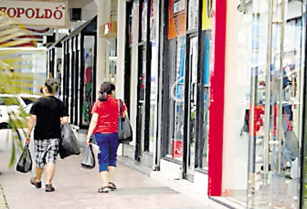 Movimiento comercial de la Zona Libre de Colón continúa bajando