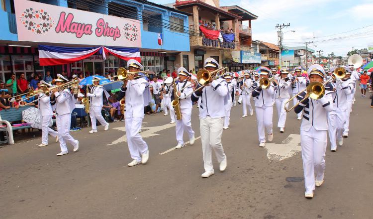 Honores a la patria /Foto José Manuel Adames 