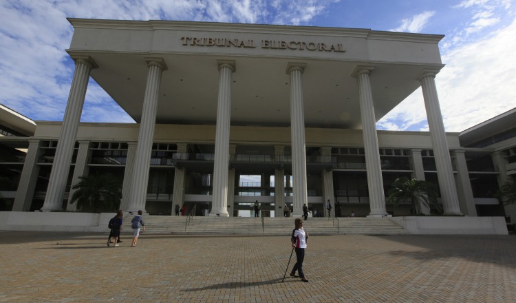 El nuevo magistrado del Tribunal Electoral deberá lograr 36 votos para ser designado. /Foto Edwin González