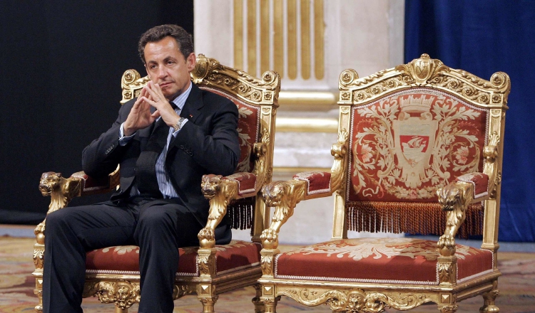 El expresidente francés, Nicolás Sarkozy, será juzgado junto a otras 13 personas. AP