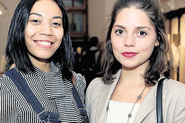 8. Wanda Velásquez y Solange González.