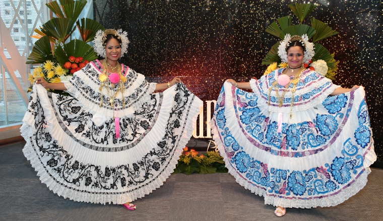 3. Lourdes Loaisiga y Elsy Domínguez.