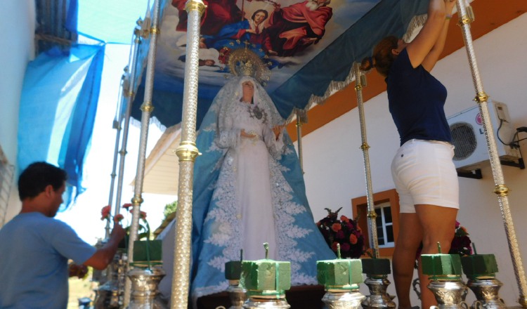 Los jóvenes se han integrado a la organización de los diferentes eventos. /Foto Zenaida Vásquez