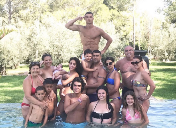 La familia de Cristiano ha crecido. 