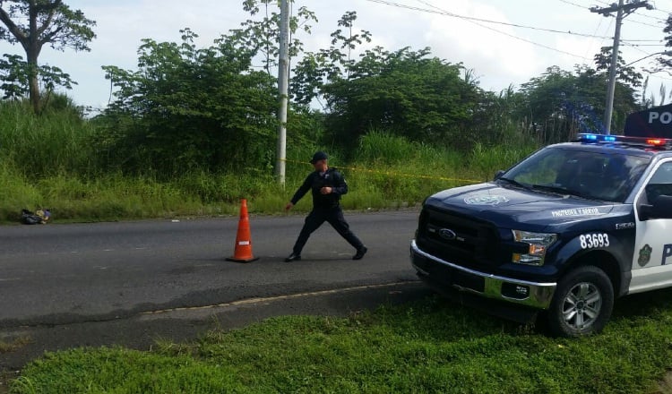 Policía acordona el lugar donde fue encontrado el ejecutado. Delfia Cortez