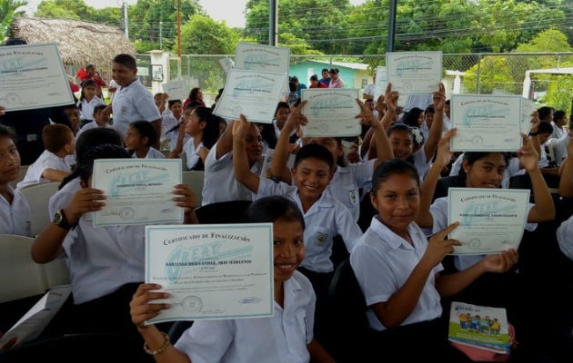 Contentos por certificación. Foto: Elena Valdez.