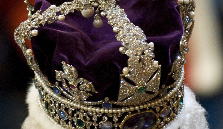 Koh-i-Noor, el infame diamante de la Corona Británica