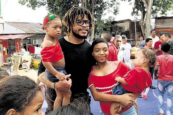 El héroe de Barrio Lindo no negó fotos.