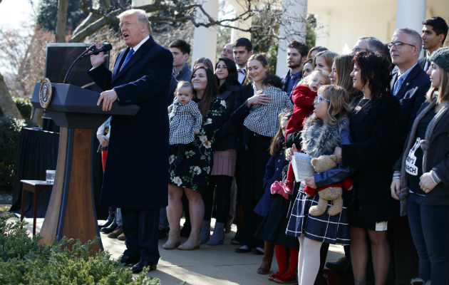 Donald Trump, cumple un año en la presidencia de Estados Unidos. FOTO/AP