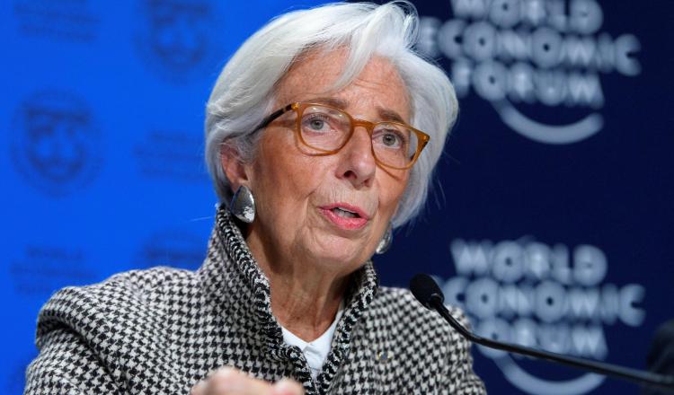 Lagarde pidió no caer en la complacencia por la aceleración del crecimiento económico mundial. /Foto EFE