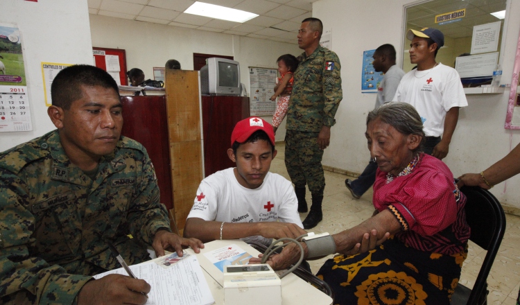 A pesar de que el crecimiento económico de Panamá es envidiable, la población no recibe buen servicio de salud o educación, entre otros. Archivo