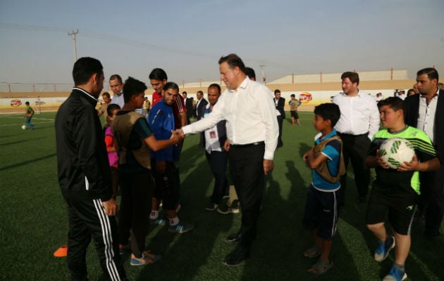 Varela se comprometió con implementos deportivos y en la enseñanza de idiomas.