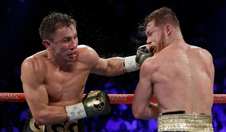 Gennady Golovkin durante el combate contra 