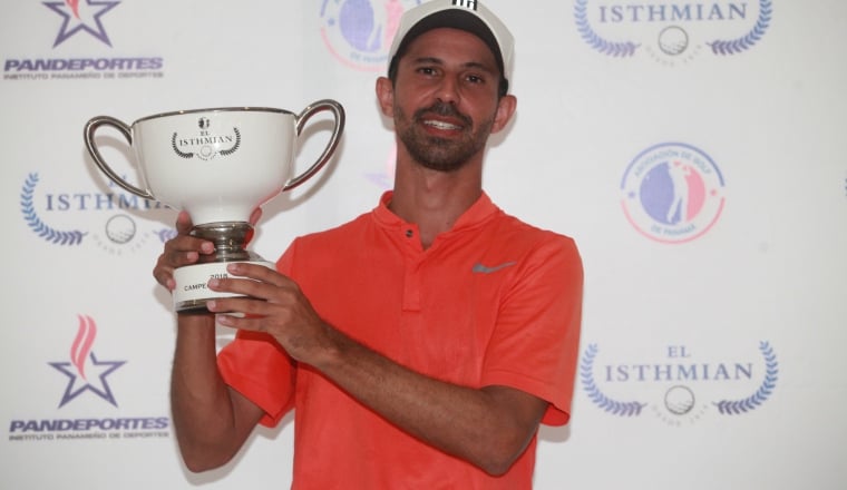 El jugador de 34 años agregó otro trofeo a su vitrina.