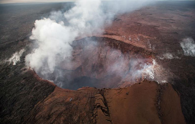 Vista aérea del volcán Kilauea en Hawái. Foto: EFE 