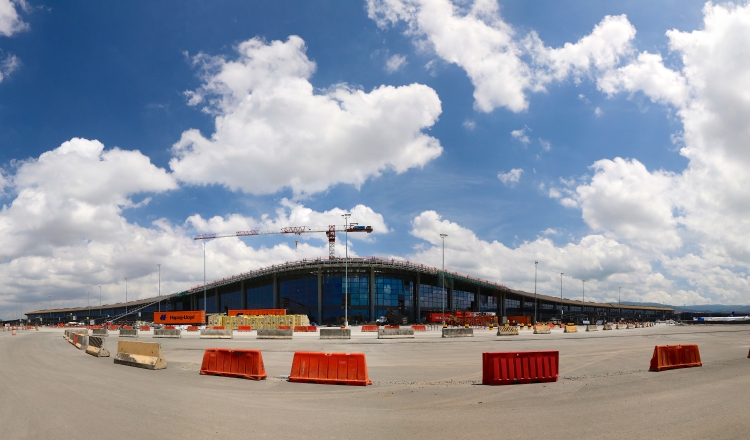 Por el aeropuerto de Tocumen transitan diariamente unos 43 mil pasajeros en 400 vuelos. /Foto Cortesía