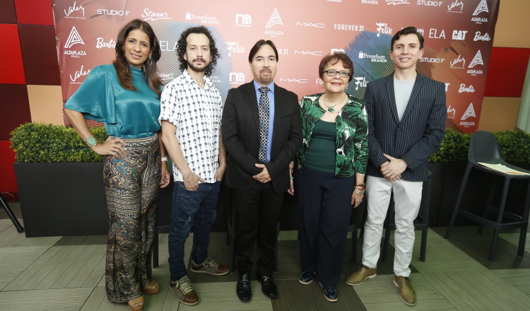 1.  Mónica Contreras, Gorge Martínez, Osvaldo Cedeño, Berta Cardoze y Raúl Cubilla. 