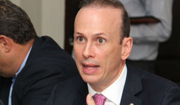 Iván Zarak, exviceministro del MEF.