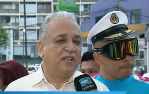 Protesta de Cambio Democrático en contra de Kenia Porcell.