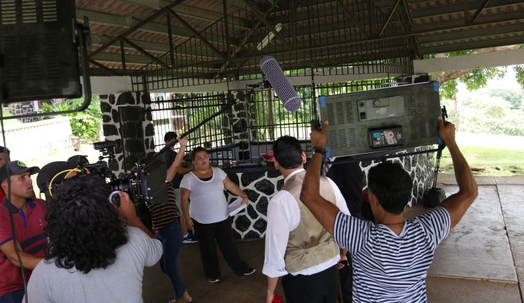 En plena filmación. Todos aprendieron mucho.