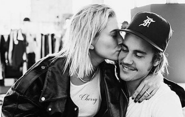  Justin Bieber  y la modelo  Hailey Baldwin. 