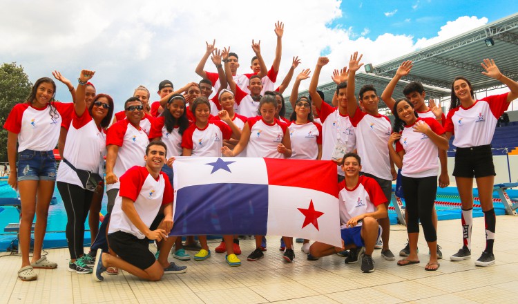 La delegación panameña mandó un mensaje claro durante el primer día de actividades de la natación de los Codicader. /Foto Cortesía