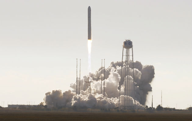 La empresa Northrop Grumman lanzó la cápsula Cygnus para la NASA desde Wallops Island, Virginia. Foto: AP.