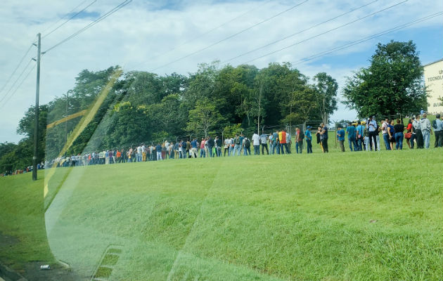 Los interesados en asistir a la feria de empleo deben llevar su hoja de vida y récord policivo. Foto/@iamivancito08