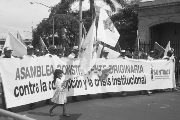 Poner en marcha un proyecto constituyente, destinado a refundar el Estado, a fin de que exprese los intereses de la población, es una necesidad histórica inaplazable. Foto: Víctor Arosemena. Epasa.