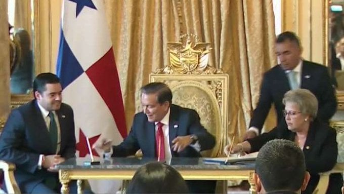 El acto se realizó en el Salón Amarillo de la Presidencia de la República. Foto: Presidencia. 