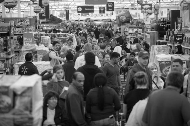 Las empresas bajo la figura de la concentración económica podrían evidenciar estrategias de restricción de la oferta de productos con el propósito de crear escasez o incrementar sus precios. Foto: AP.