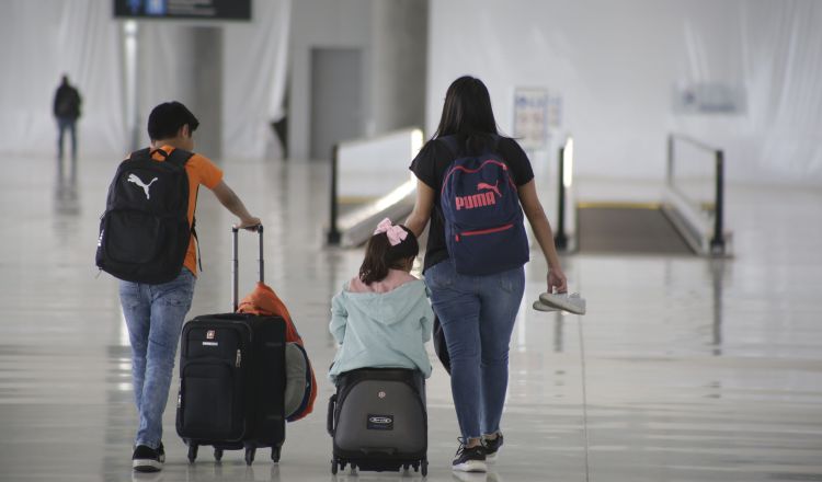 La actividad en el aeropuerto aumentó 8.7%. Efe