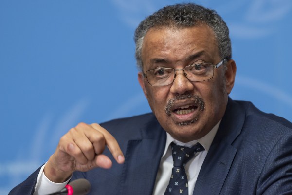  El director general de la Organización Mundial de la Salud, Tedros Adhanom Ghebreyesus, destacó que los esfuerzos deben seguir centrados en luchar contra él en el epicentro del brote en Wuhan, pues si aumentaran los focos 