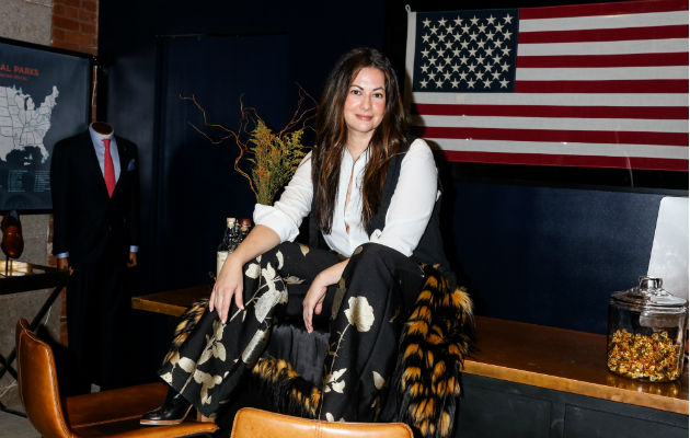 Erica Hanks, estilista en Carolina del Norte, tiene como clientes desde jugadores de NFL hasta pilotos de NASCAR. Foto / Rebecca Smeyne para The New York Times.