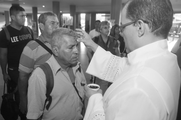 El Señor nos está invitando a vivir algo mucho más profundo que involucra una reorientación radical de toda nuestra vida, una conversión a Dios con todo nuestro corazón y una ruptura con el pecado.  Foto: Víctor Arosemena. Epasa.