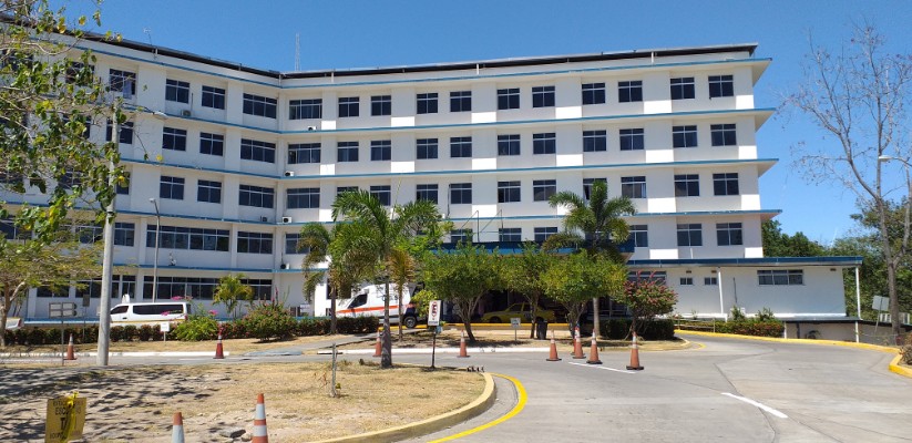 El hospital mantiene actualmente un 46% de ocupación, además, tienen 46 ventiladores, y solo hay 11 ocupados, estas cifras permiten mantener la capacidad de respuesta de ser necesario. FOTO/José Vásquez