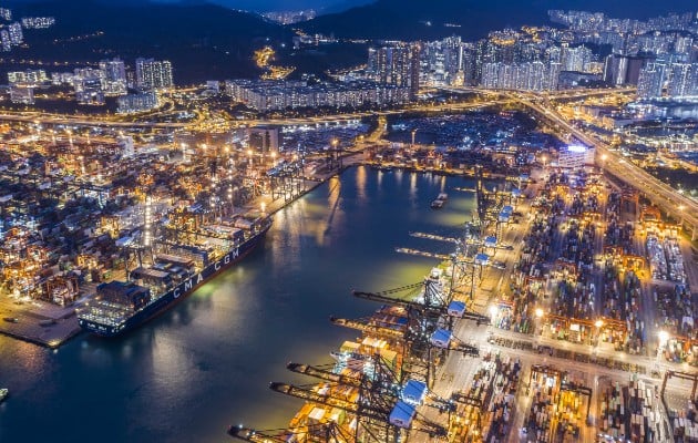 Experta prevé un cambio a bloques regionales, no una total retracción del comercio global. La terminal de Hong Kong. Foto / Lam Yik Fei para The New York Times.