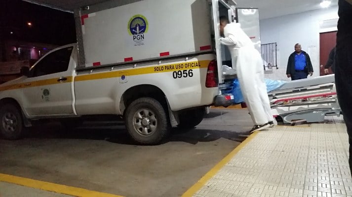 Las autoridades investigan si este hecho de sangre está vinculado a otro ocurrido  en la ciudad capital.