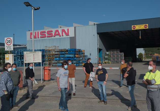 Tras el confinamiento, a la mano de obra organizada le preocupa proteger empleos. Huelga en una planta Nissan. Foto / Samuel Aranda para The New York Times.