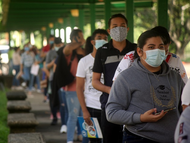 Panamá cuenta con 17.889 casos positivos acumulados de COVID-19, lo que corresponde a 6.499 personas que padecen actualmente el virus. Foto Víctor Arosemena