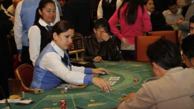 Las industrias de juegos de azar aportan al Estado 75 millones de dólares anuales en tasa de juego.