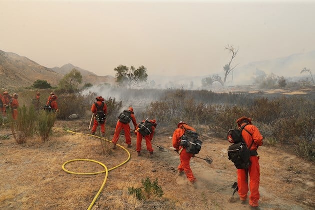 Hasta el momento, unas 7.800 personas han sido desalojadas de sus casas en Cherry Valley, una comunidad situada en el condado de Riverside, un número que no ha crecido en las últimas horas.