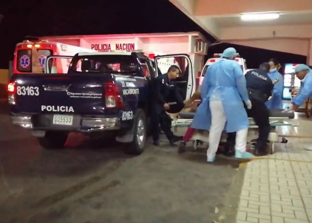 El herido fue trasladado al hospital Nicolás A. Solano para recibir atención médica. Foto: Eric A. Montenegro.