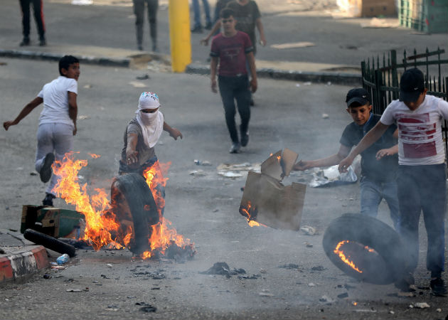 Las protestas se registraron también en otras ciudades de Cisjordania como Nablus, Jenín, Tulkarem o Hebrón. Fotos: EFE.