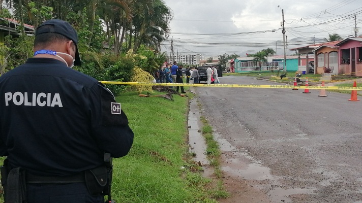 Robert Smith, fue asesinado el 12 de agosto, mientras se encontraba en el patio de su casa, ubicada en la barriada Vista Azul, en el corregimiento de Vista Alegre en Arraiján.