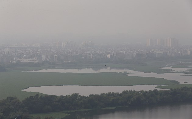 Tanto Nueva Delhi, considerada con frecuencia la capital más contaminada del mundo, como sus ciudades satélites, habían disfrutado de un aire considerablemente limpio durante un largo periodo desde el 25 de marzo gracias al confinamiento por el coronavirus, según un análisis de la Agencia Espacial Europea.