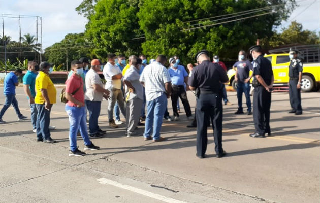 La reunión de los transportistas selectivos fue en la ciudad de Chitré. Foto: Thays Domínguez.