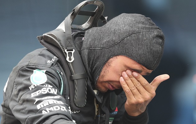 Lewis Hamilton lloró de la emoción. 