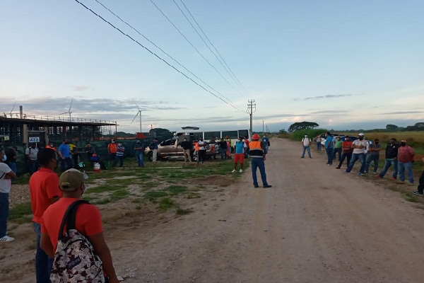 Miembros del Suntracs paralizan la construcción del nuevo hospital Aquilino Tejeira en la provincia de Cocle.