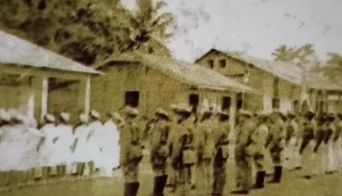 Al centro, la primera biblioteca pública de La Chorrera, Hortensio de Icaza. Foto: Cortesía. 